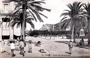 2072- Bone - La Place des Gargoulettes
